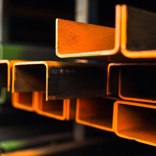 Canal Negro 50x25x2.0 mm - Materiales de Construcción Jurmaq Molina