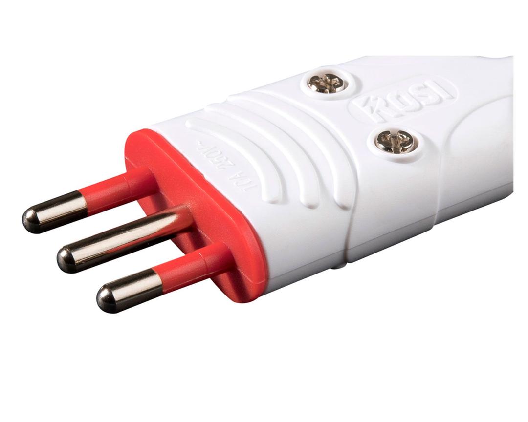 Enchufe Rosi Macho 10Am 250V 2P +T Blanco - Materiales de Construcción Jurmaq Molina